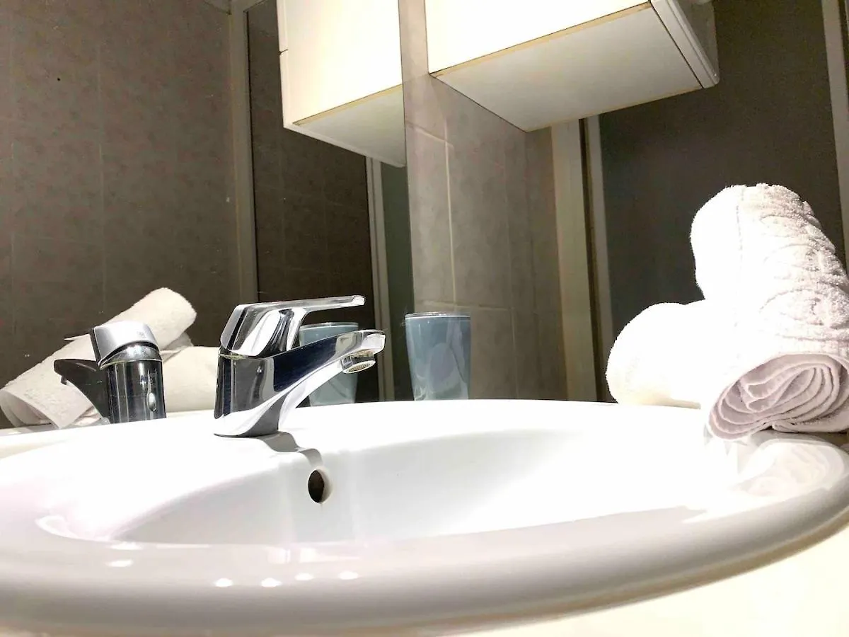 Apartment Jasmine Suite Vieille Ville Annecy France